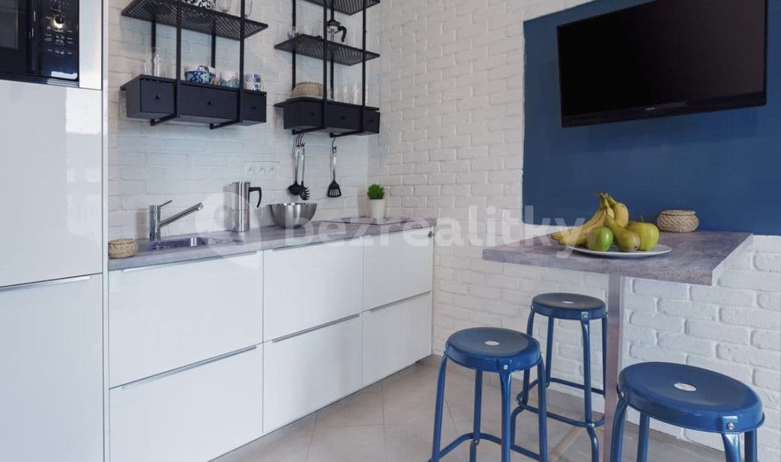 Pronájem bytu 1+kk 35 m², Olšanská, Praha, Praha Pronájem bytu 1+kk 35 m², Olšanská, Praha, Praha