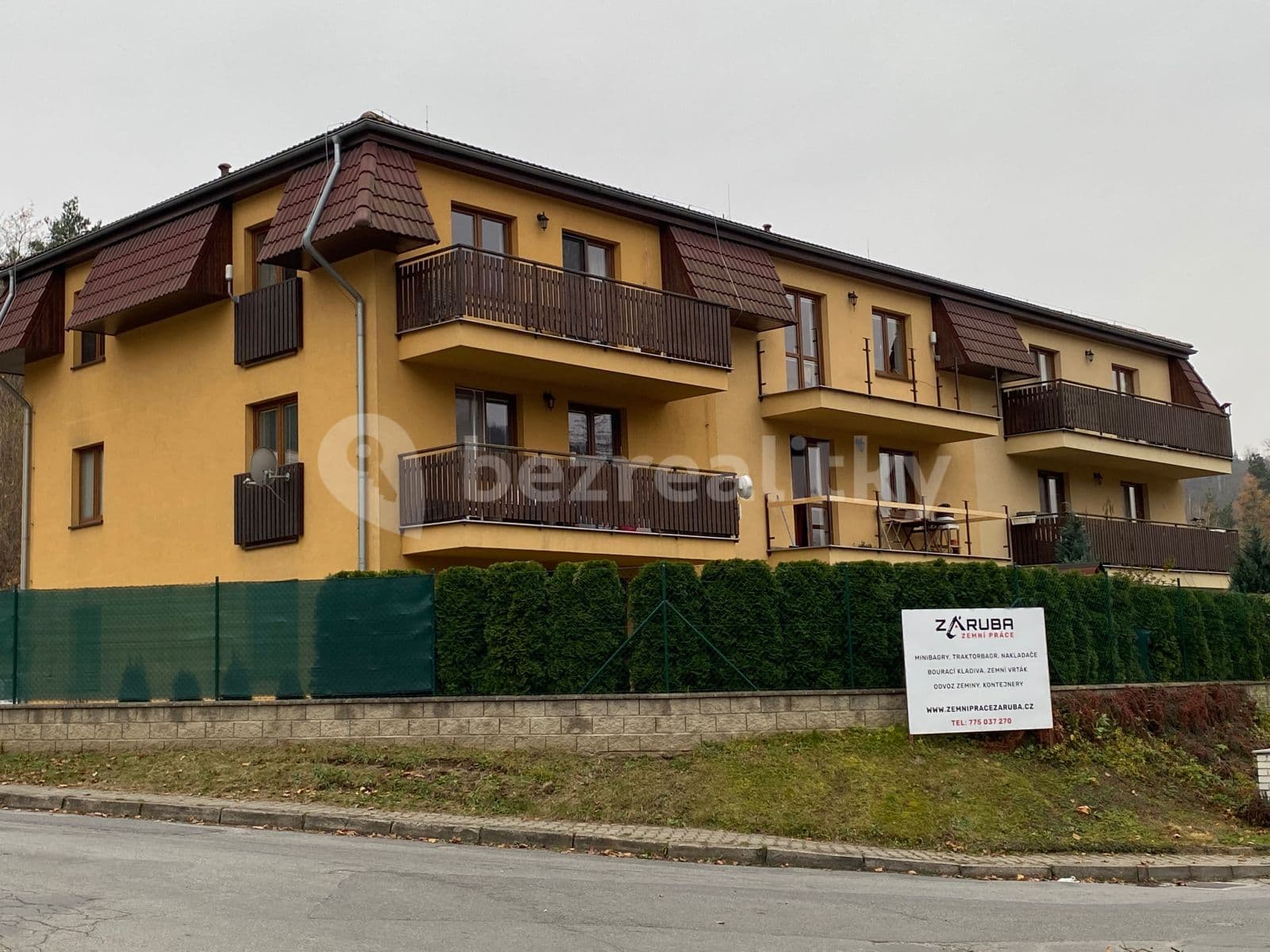 Pronájem bytu 2+kk 63 m², Sloupecká, Měchenice, Středočeský kraj Pronájem bytu 2+kk 63 m², Sloupecká, Měchenice, Středočeský kraj