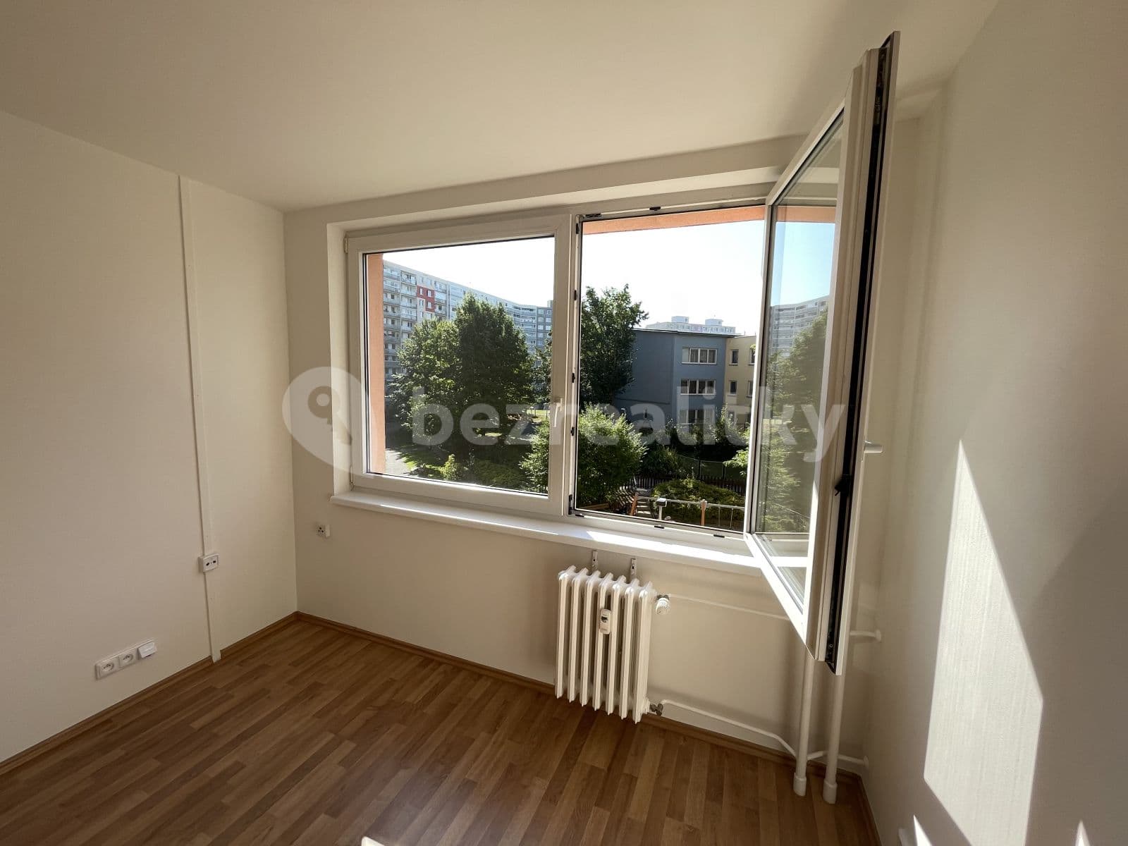 Pronájem bytu 2+kk 45 m², Trávníčkova, Praha, Praha Pronájem bytu 2+kk 45 m², Trávníčkova, Praha, Praha