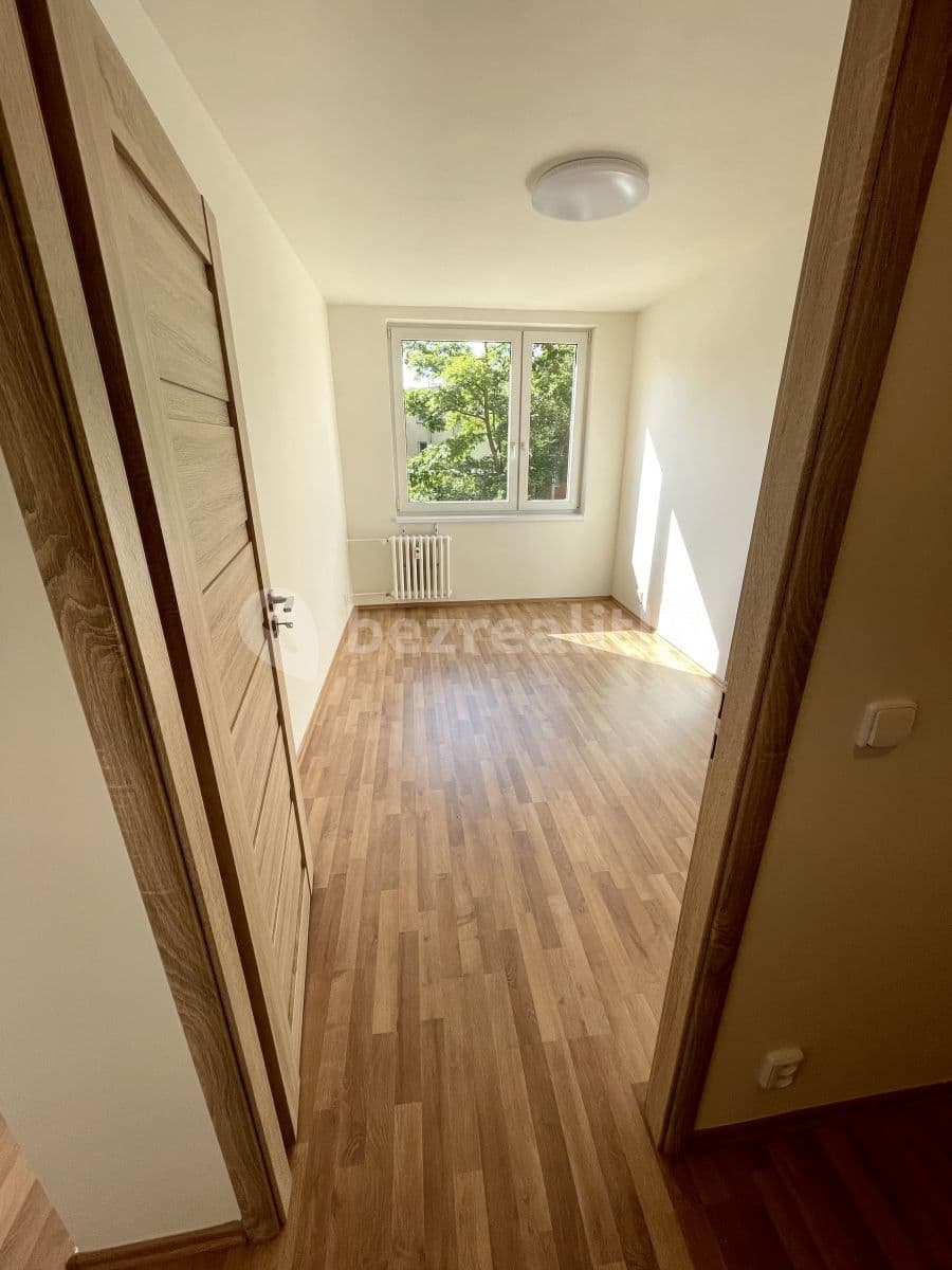 Pronájem bytu 2+kk 45 m², Trávníčkova, Praha, Praha Pronájem bytu 2+kk 45 m², Trávníčkova, Praha, Praha