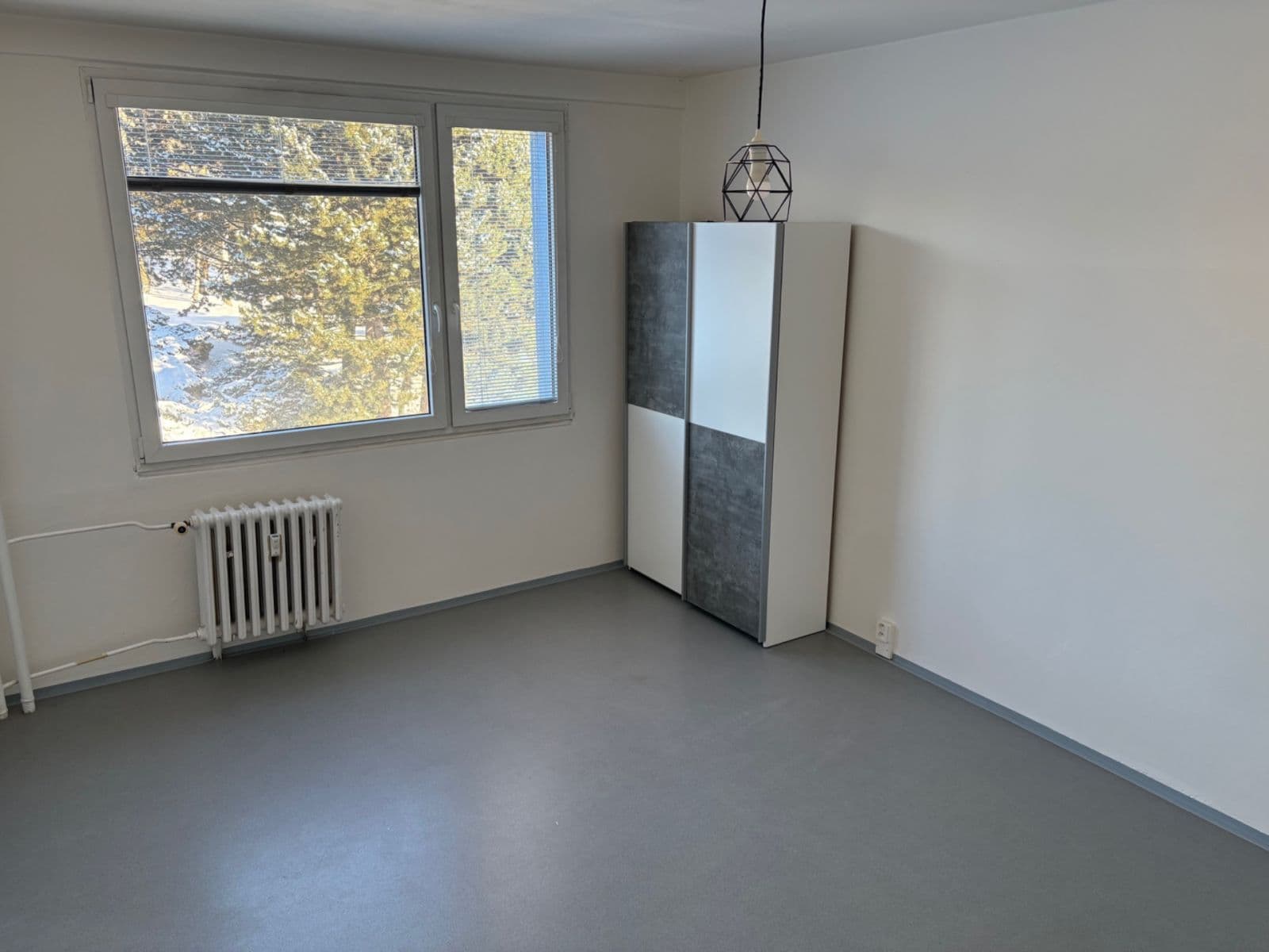 Pronájem bytu 1+1 35 m², Pod Parkem, Ústí nad Labem, Ústecký kraj Pronájem bytu 1+1 35 m², Pod Parkem, Ústí nad Labem, Ústecký kraj