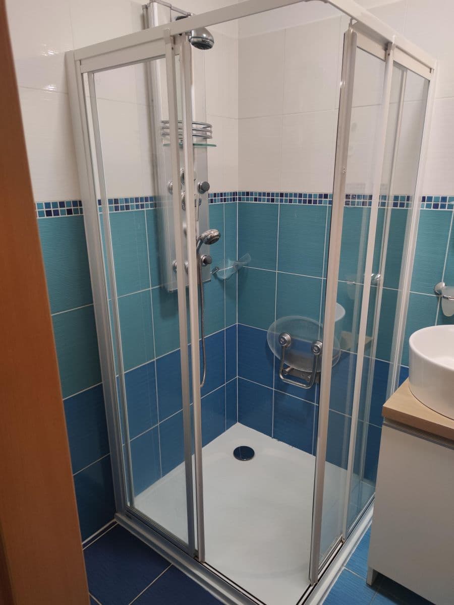 Pronájem bytu 1+kk 38 m², Na Tabulovém vrchu, Olomouc, Olomoucký kraj Pronájem bytu 1+kk 38 m², Na Tabulovém vrchu, Olomouc, Olomoucký kraj