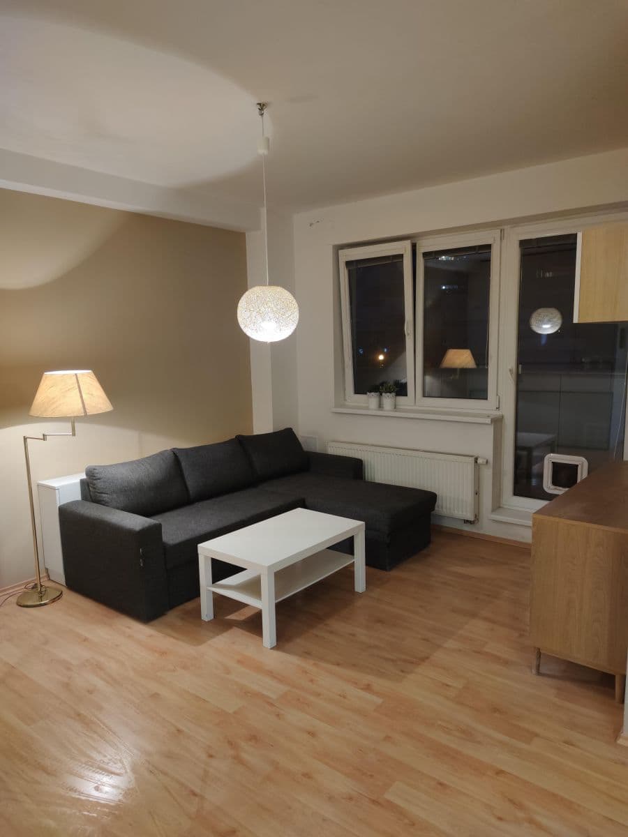 Pronájem bytu 1+kk 38 m², Na Tabulovém vrchu, Olomouc, Olomoucký kraj Pronájem bytu 1+kk 38 m², Na Tabulovém vrchu, Olomouc, Olomoucký kraj