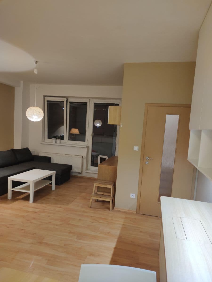 Pronájem bytu 1+kk 38 m², Na Tabulovém vrchu, Olomouc, Olomoucký kraj Pronájem bytu 1+kk 38 m², Na Tabulovém vrchu, Olomouc, Olomoucký kraj