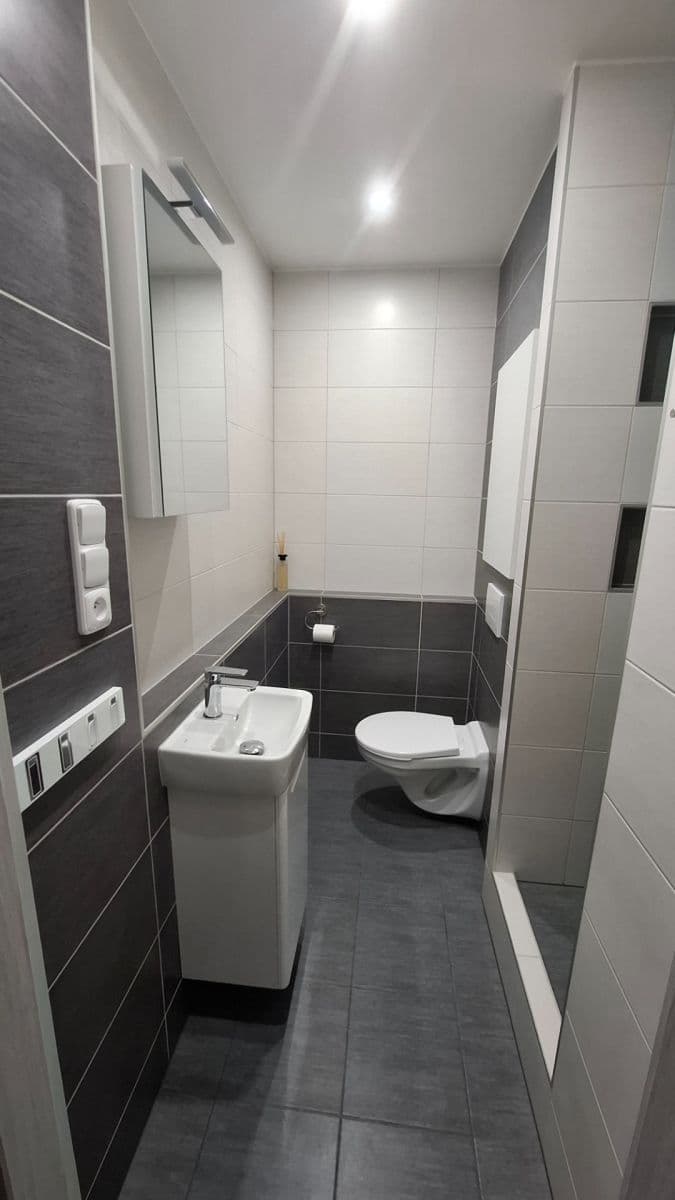 Pronájem bytu 2+kk 40 m², Brandtova, Ústí nad Labem, Ústecký kraj Pronájem bytu 2+kk 40 m², Brandtova, Ústí nad Labem, Ústecký kraj