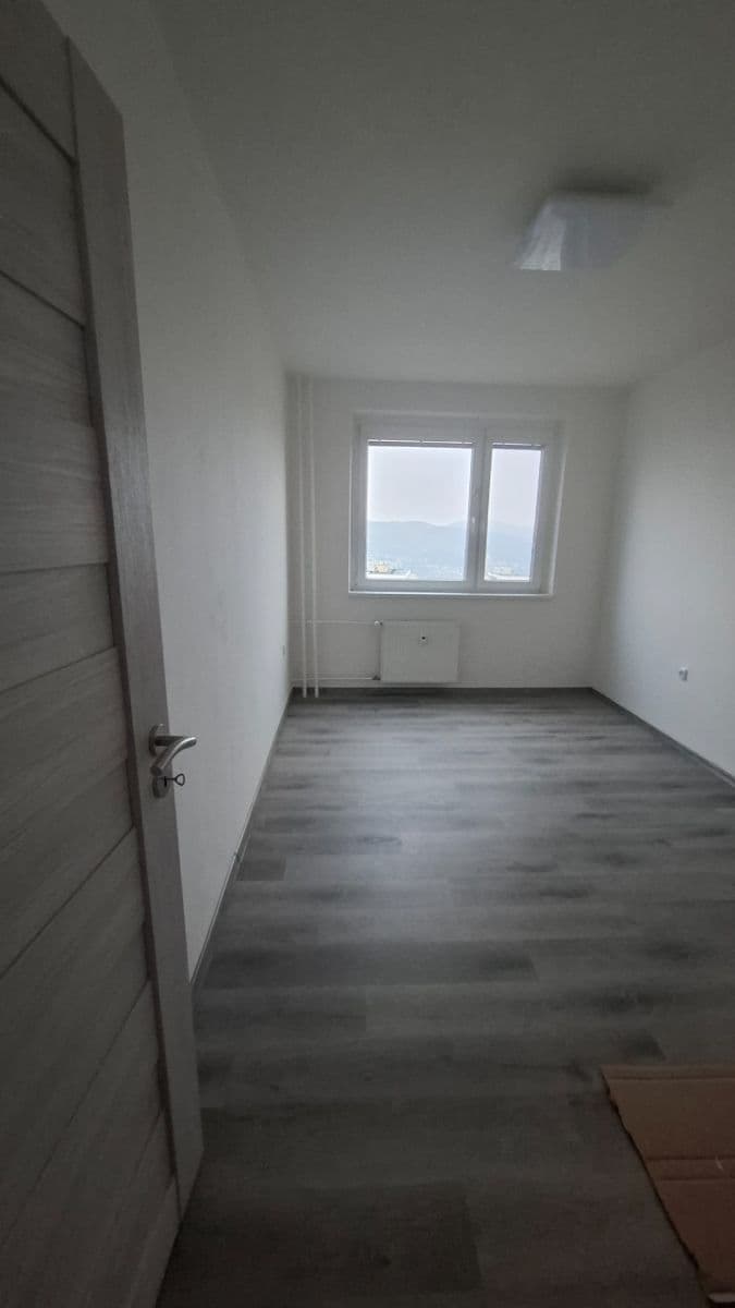 Pronájem bytu 2+kk 40 m², Brandtova, Ústí nad Labem, Ústecký kraj Pronájem bytu 2+kk 40 m², Brandtova, Ústí nad Labem, Ústecký kraj