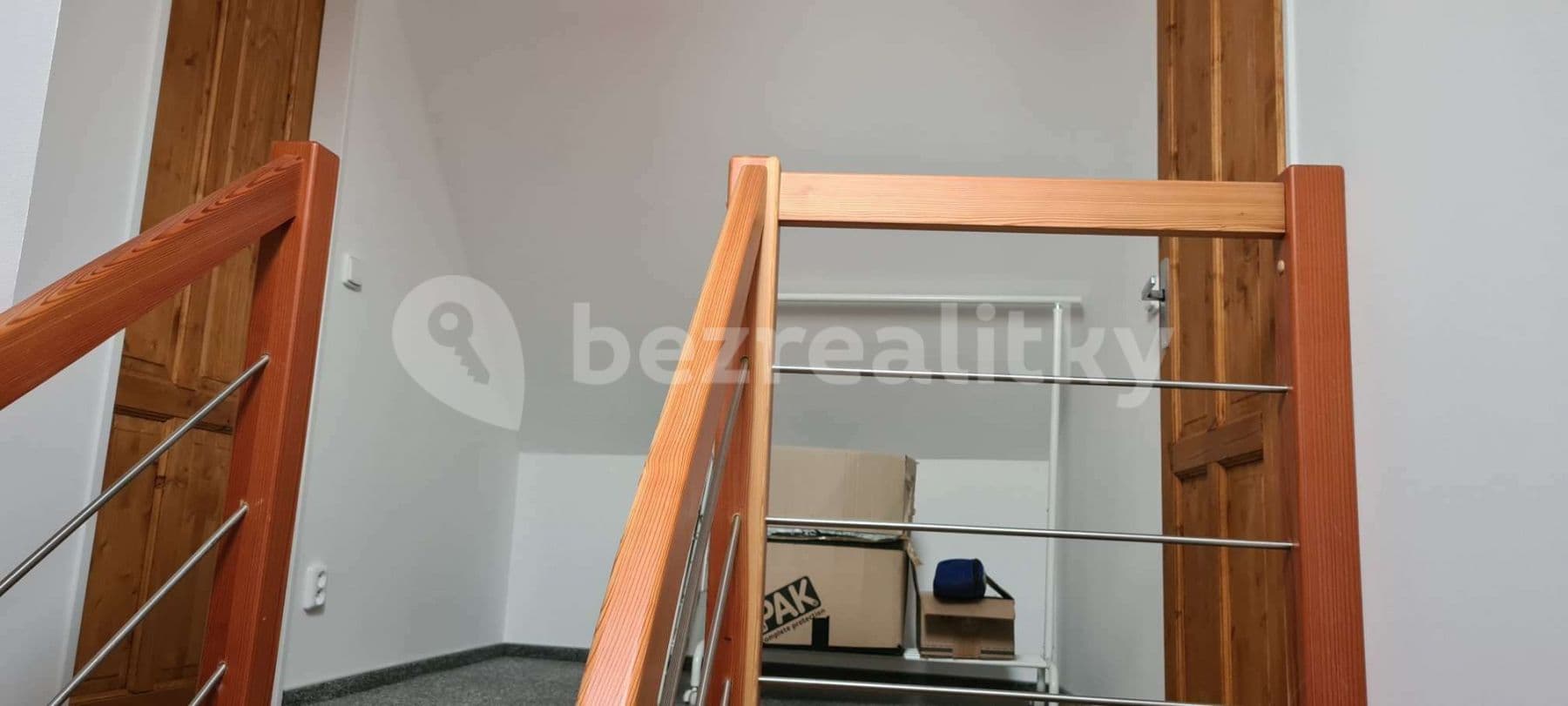 Pronájem domu 69 m², pozemek 1 m², Zahradní, Kostelec nad Černými lesy, Středočeský kraj Pronájem domu 69 m², pozemek 1 m², Zahradní, Kostelec nad Černými lesy, Středočeský kraj