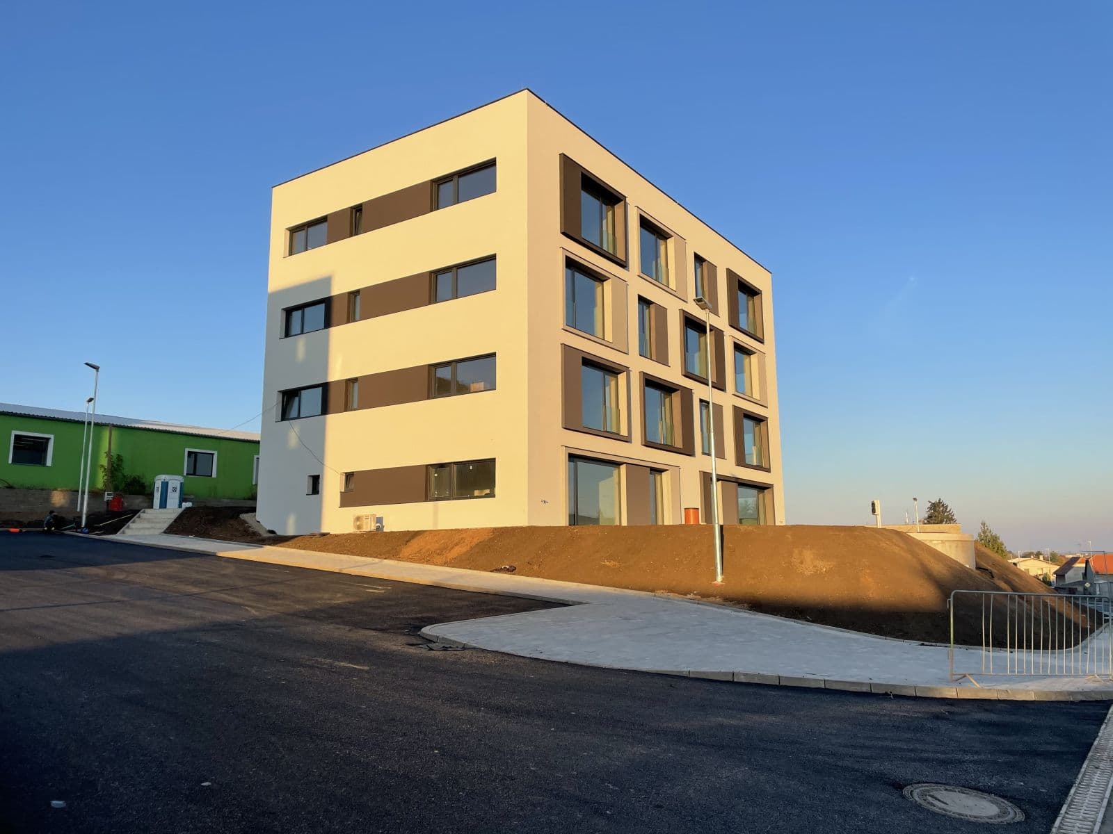 Pronájem bytu 2+kk 47 m², Tismice, Středočeský kraj Pronájem bytu 2+kk 47 m², Tismice, Středočeský kraj