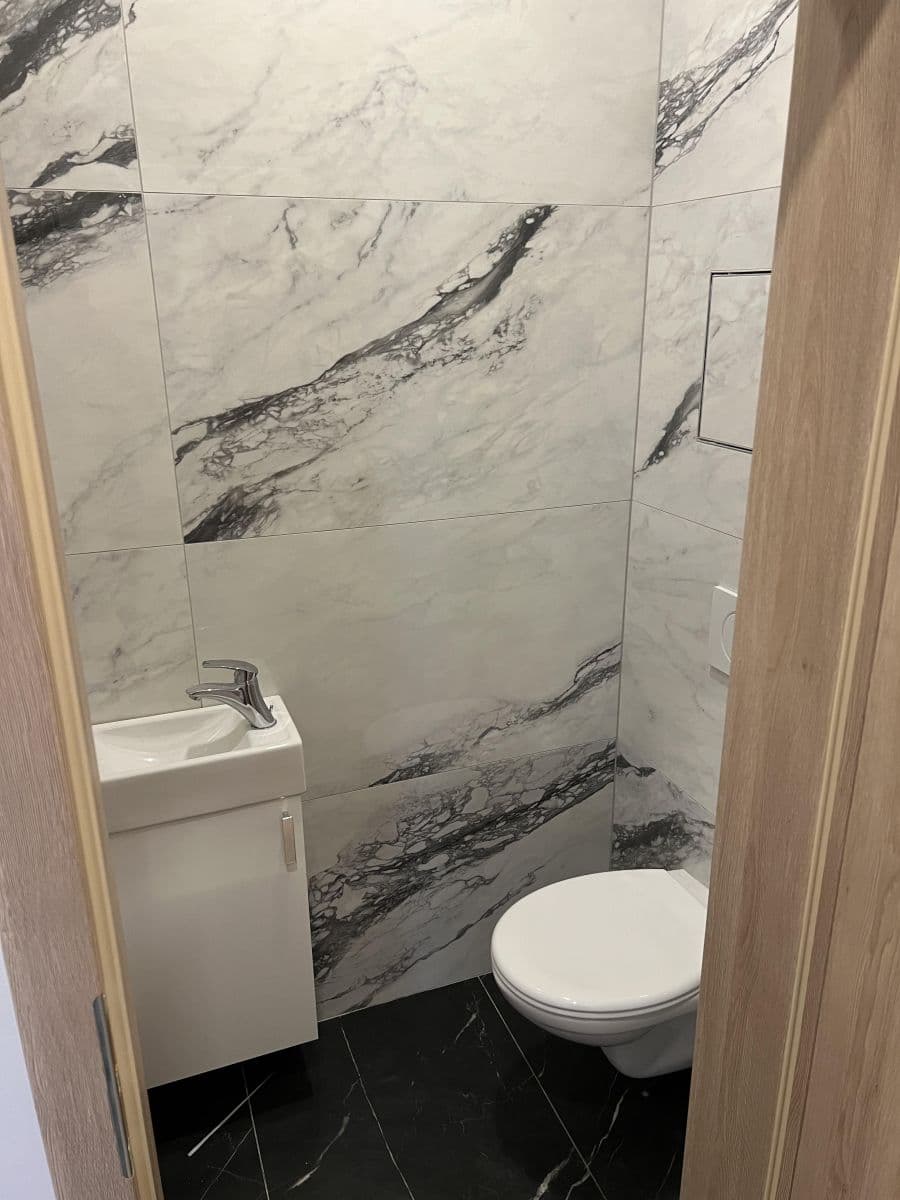 Pronájem bytu 3+kk 75 m², Tismice, Středočeský kraj Pronájem bytu 3+kk 75 m², Tismice, Středočeský kraj
