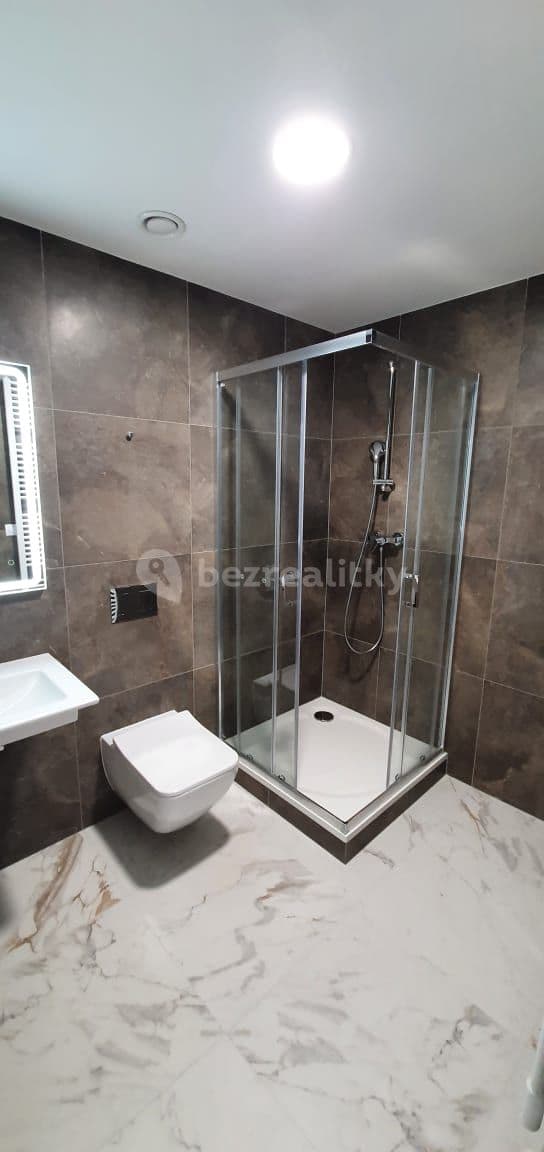 Pronájem bytu 2+kk 50 m², U Plynárny, Praha, Praha Pronájem bytu 2+kk 50 m², U Plynárny, Praha, Praha