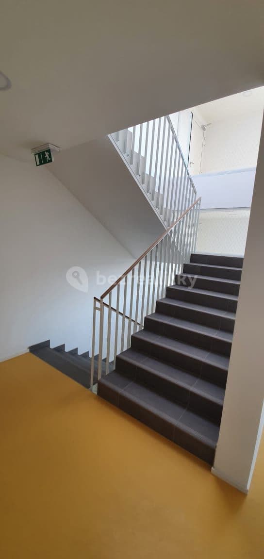 Pronájem bytu 2+kk 50 m², U Plynárny, Praha, Praha Pronájem bytu 2+kk 50 m², U Plynárny, Praha, Praha