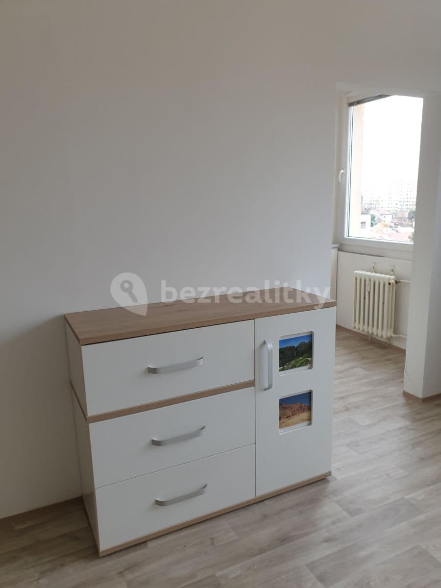 Pronájem bytu 1+kk 30 m², Brodského, Praha, Praha Pronájem bytu 1+kk 30 m², Brodského, Praha, Praha