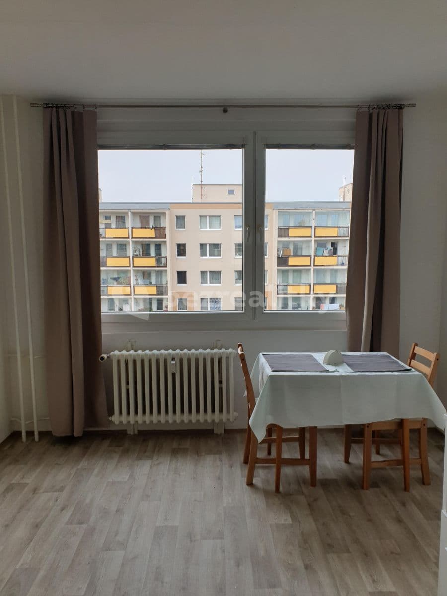Pronájem bytu 1+kk 30 m², Brodského, Praha, Praha Pronájem bytu 1+kk 30 m², Brodského, Praha, Praha