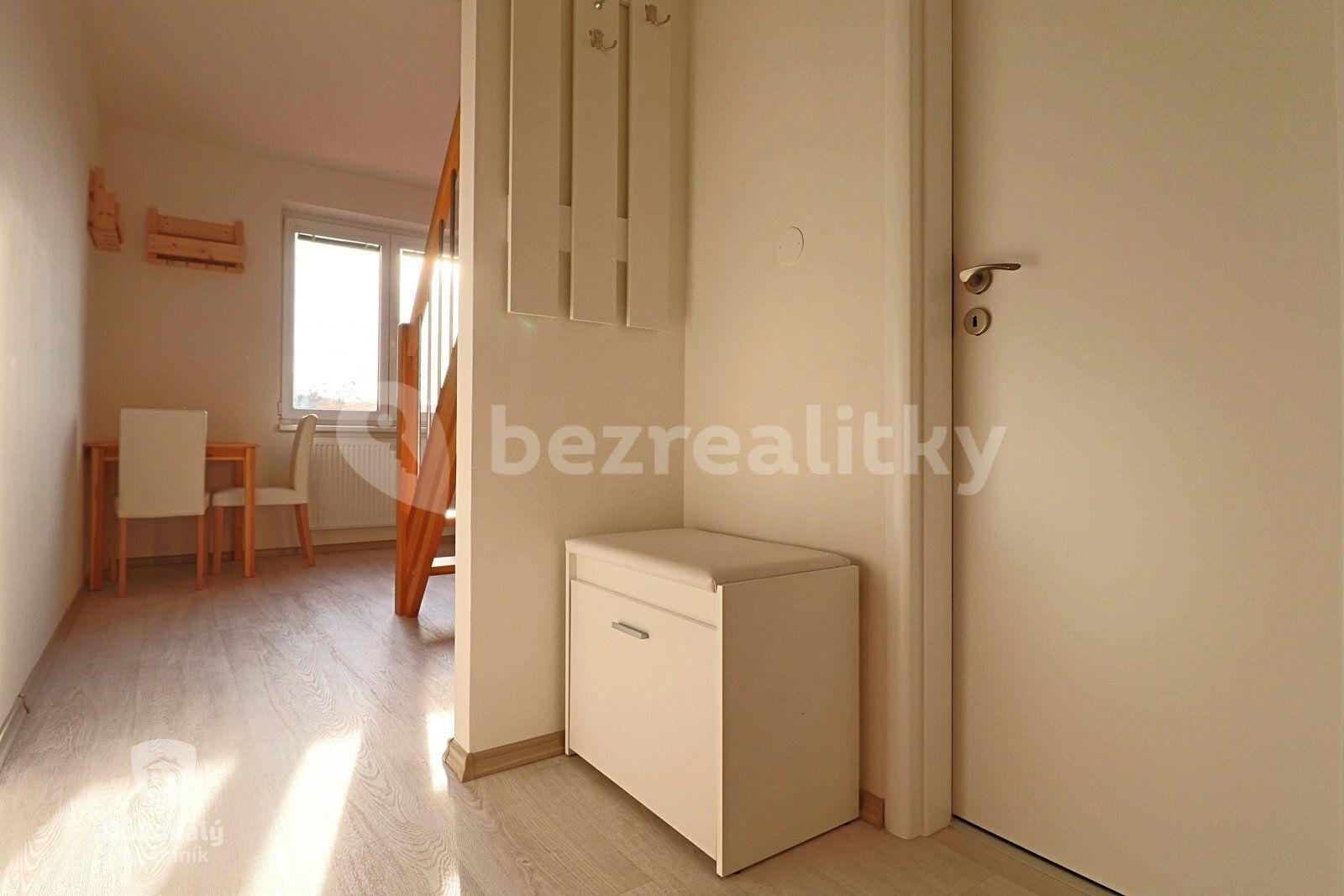 Pronájem bytu 2+kk 39 m², Herejkova, Starý Plzenec, Plzeňský kraj