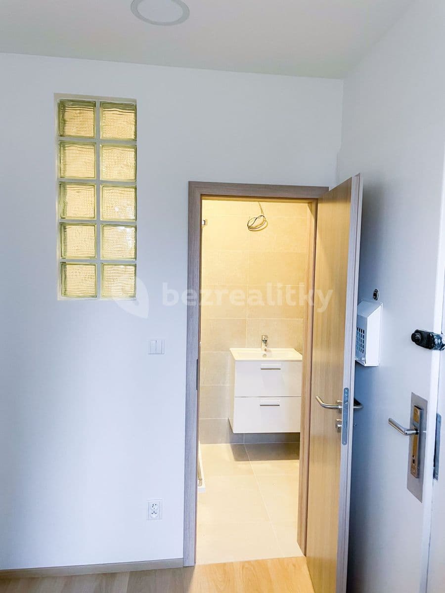 Pronájem bytu 2+kk 47 m², Dvořákova, Plzeň, Plzeňský kraj Pronájem bytu 2+kk 47 m², Dvořákova, Plzeň, Plzeňský kraj