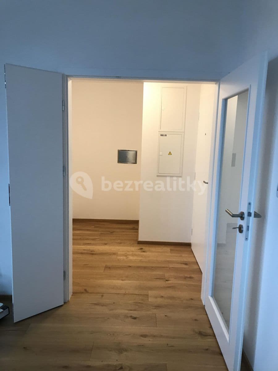 Pronájem bytu 2+kk 50 m², Žižkova, Horoměřice, Středočeský kraj Pronájem bytu 2+kk 50 m², Žižkova, Horoměřice, Středočeský kraj