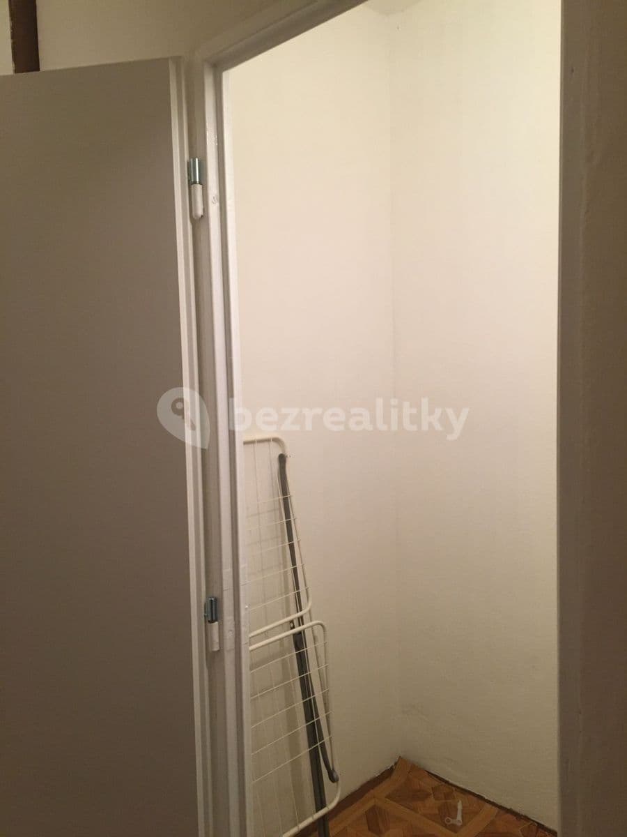Pronájem bytu 2+1 65 m², Jižní, Česká Lípa, Liberecký kraj Pronájem bytu 2+1 65 m², Jižní, Česká Lípa, Liberecký kraj