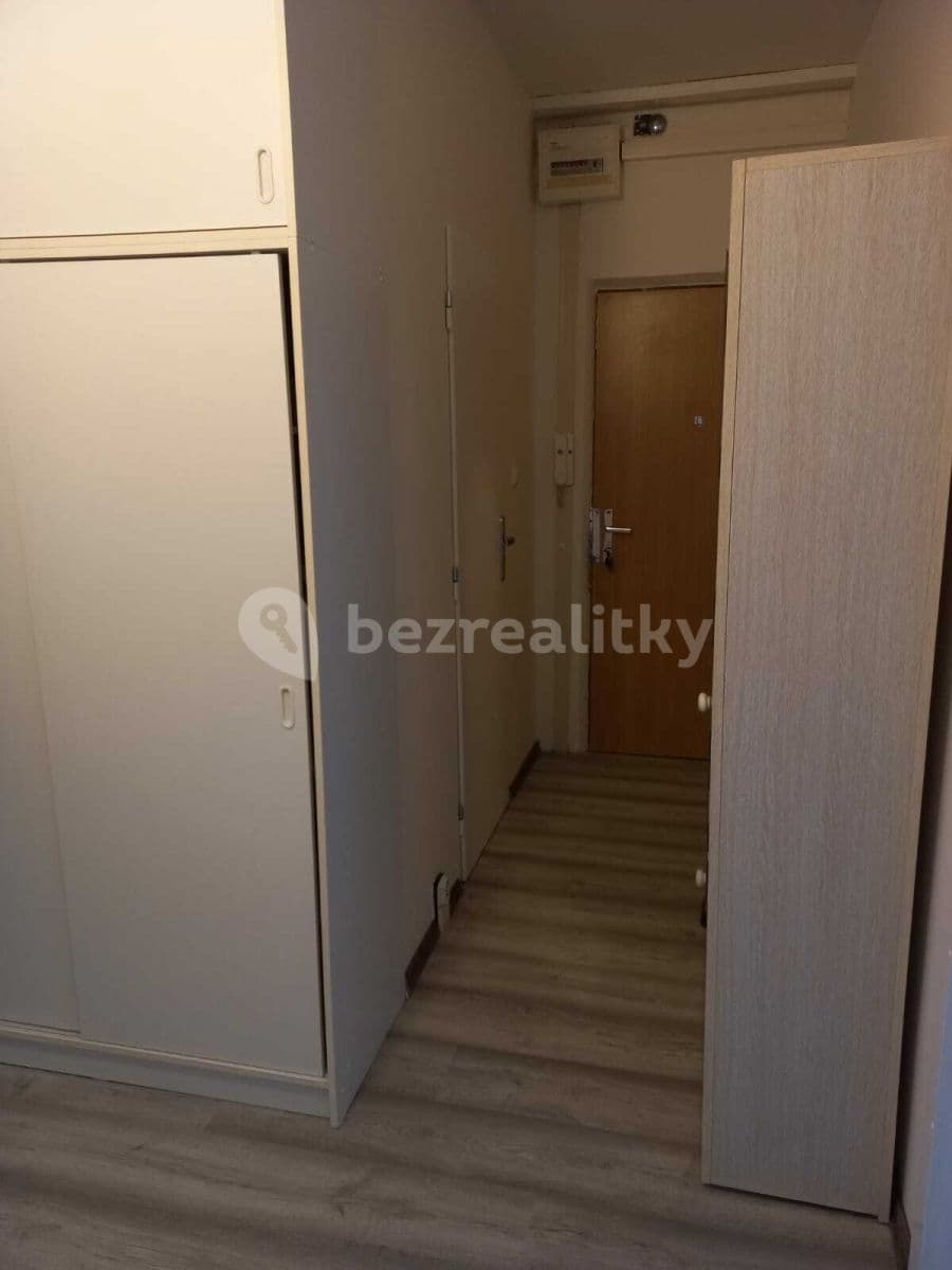 Pronájem bytu 2+1 65 m², Jižní, Česká Lípa, Liberecký kraj Pronájem bytu 2+1 65 m², Jižní, Česká Lípa, Liberecký kraj