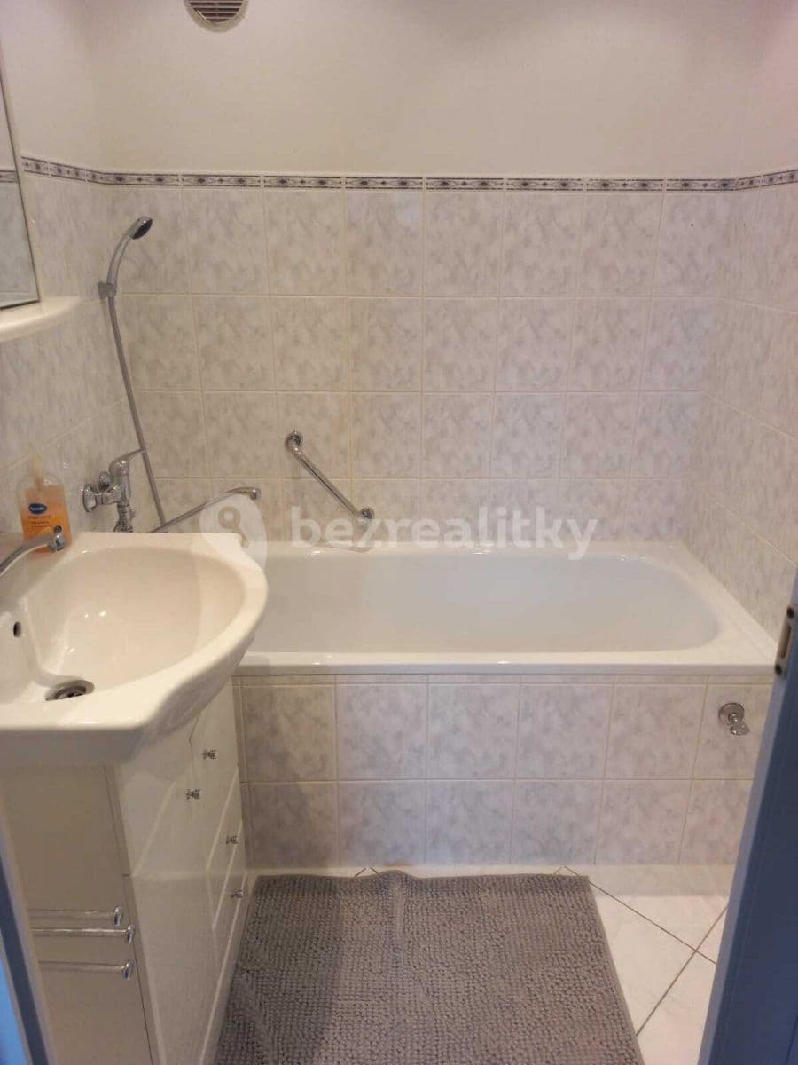 Pronájem bytu 2+1 65 m², Jižní, Česká Lípa, Liberecký kraj Pronájem bytu 2+1 65 m², Jižní, Česká Lípa, Liberecký kraj