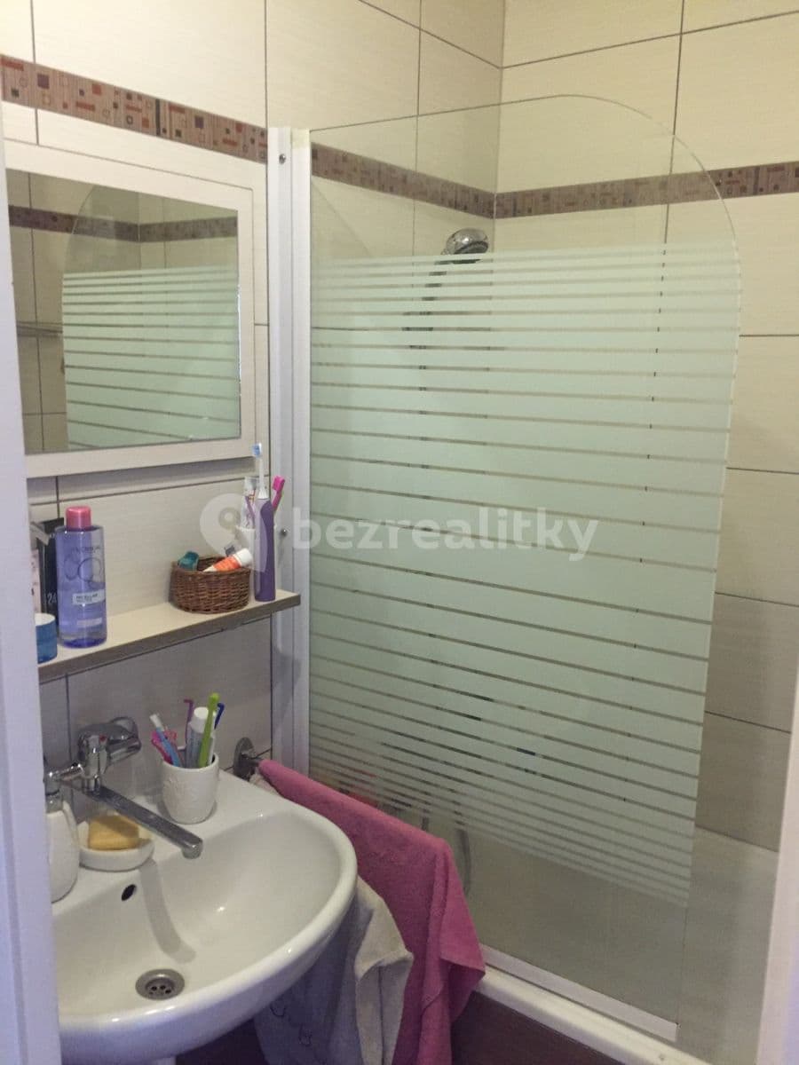 Pronájem bytu 2+1 56 m², Hněvotínská, Olomouc, Olomoucký kraj Pronájem bytu 2+1 56 m², Hněvotínská, Olomouc, Olomoucký kraj