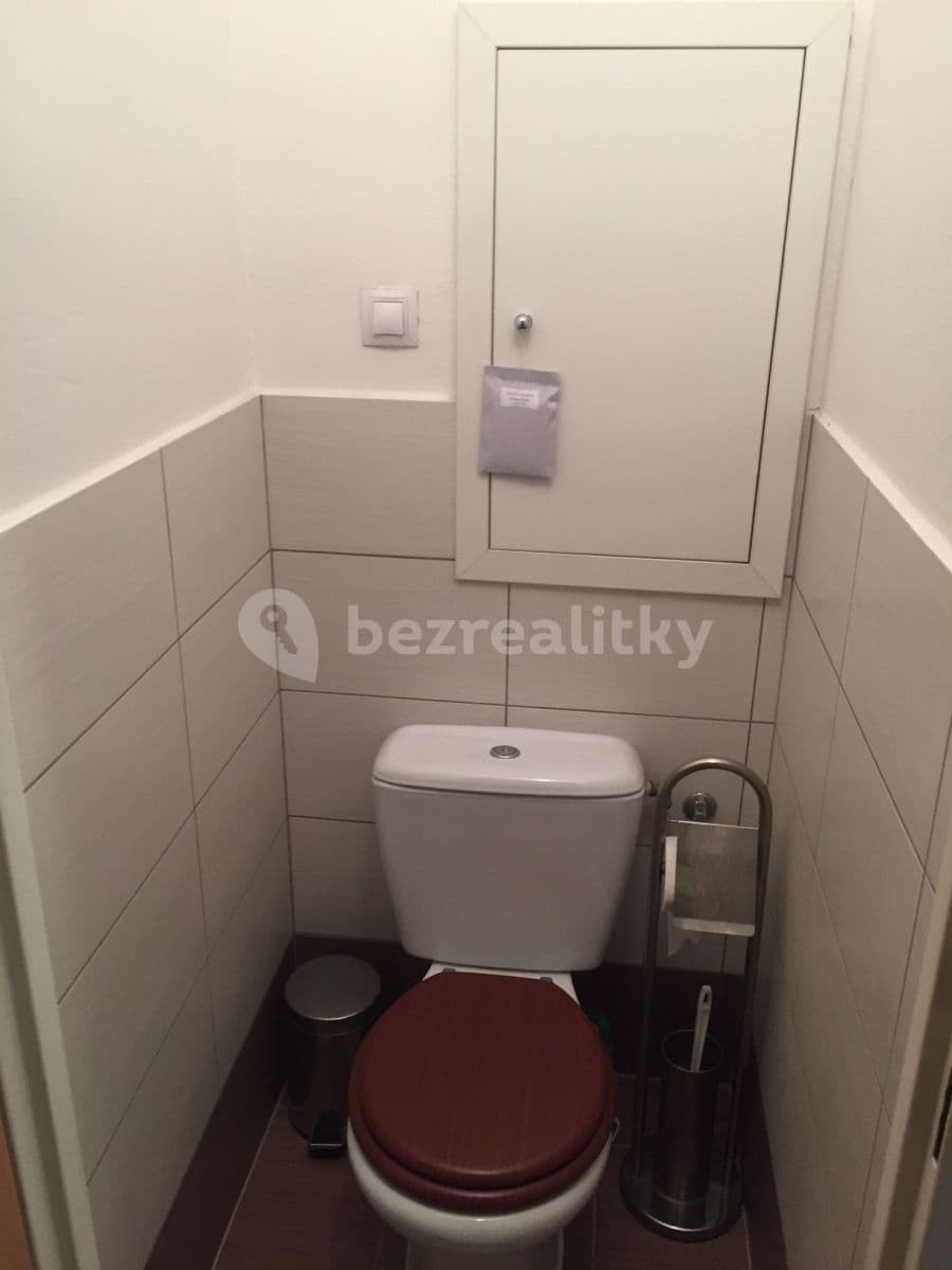 Pronájem bytu 2+1 56 m², Hněvotínská, Olomouc, Olomoucký kraj Pronájem bytu 2+1 56 m², Hněvotínská, Olomouc, Olomoucký kraj