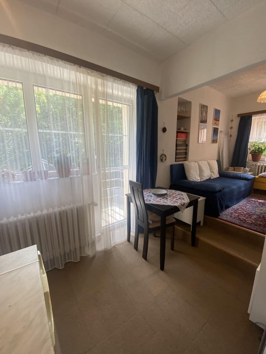 Pronájem bytu Garsoniéra 19 m², Pod Kotlářkou, Praha, Praha Pronájem bytu Garsoniéra 19 m², Pod Kotlářkou, Praha, Praha