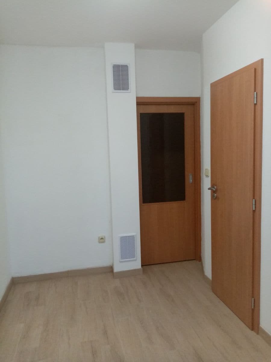 Pronájem bytu 1+1 33 m², Studentská, Mělník, Středočeský kraj Pronájem bytu 1+1 33 m², Studentská, Mělník, Středočeský kraj