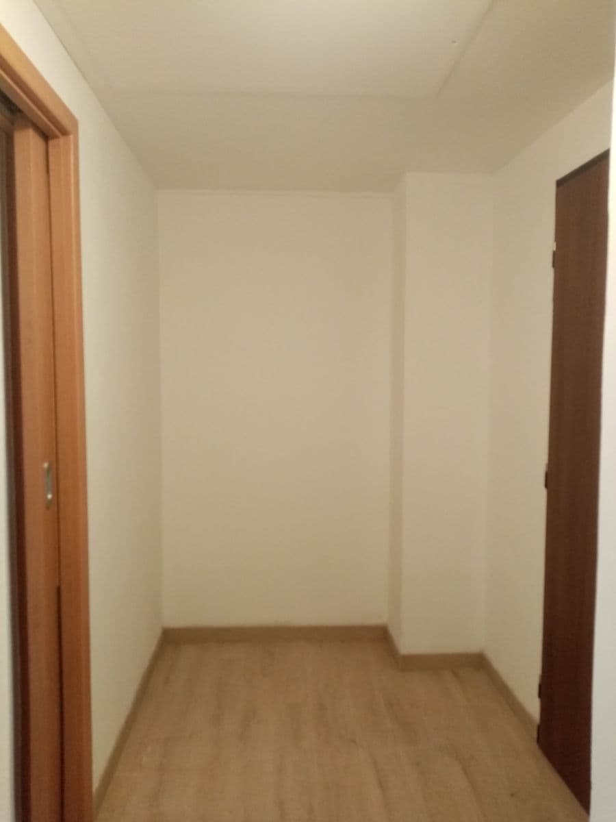Pronájem bytu 1+1 33 m², Studentská, Mělník, Středočeský kraj Pronájem bytu 1+1 33 m², Studentská, Mělník, Středočeský kraj