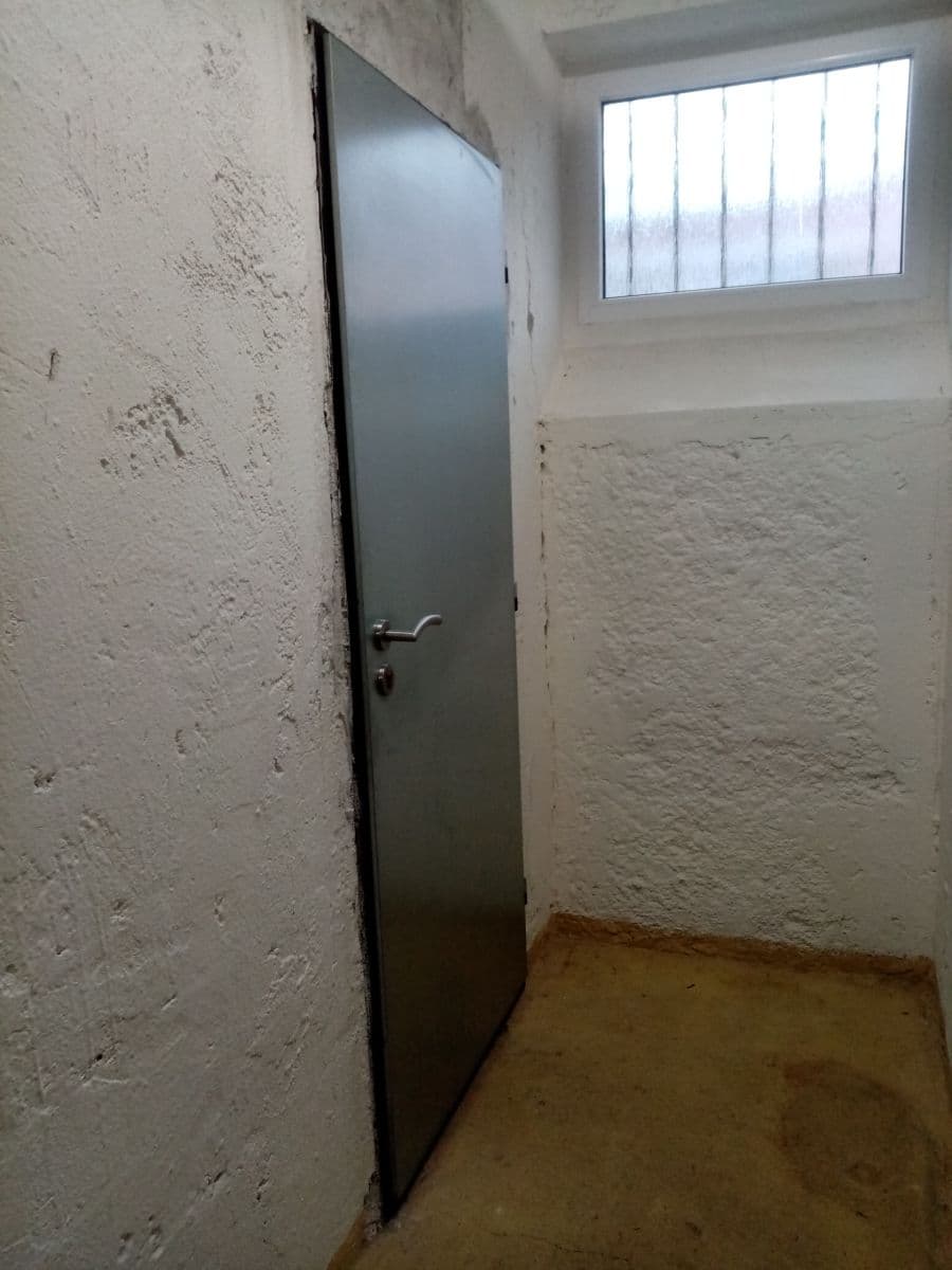 Pronájem bytu 1+1 33 m², Studentská, Mělník, Středočeský kraj Pronájem bytu 1+1 33 m², Studentská, Mělník, Středočeský kraj