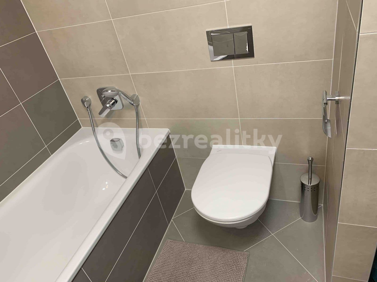 Pronájem bytu 1+kk 34 m², U Pergamenky, Praha, Praha Pronájem bytu 1+kk 34 m², U Pergamenky, Praha, Praha