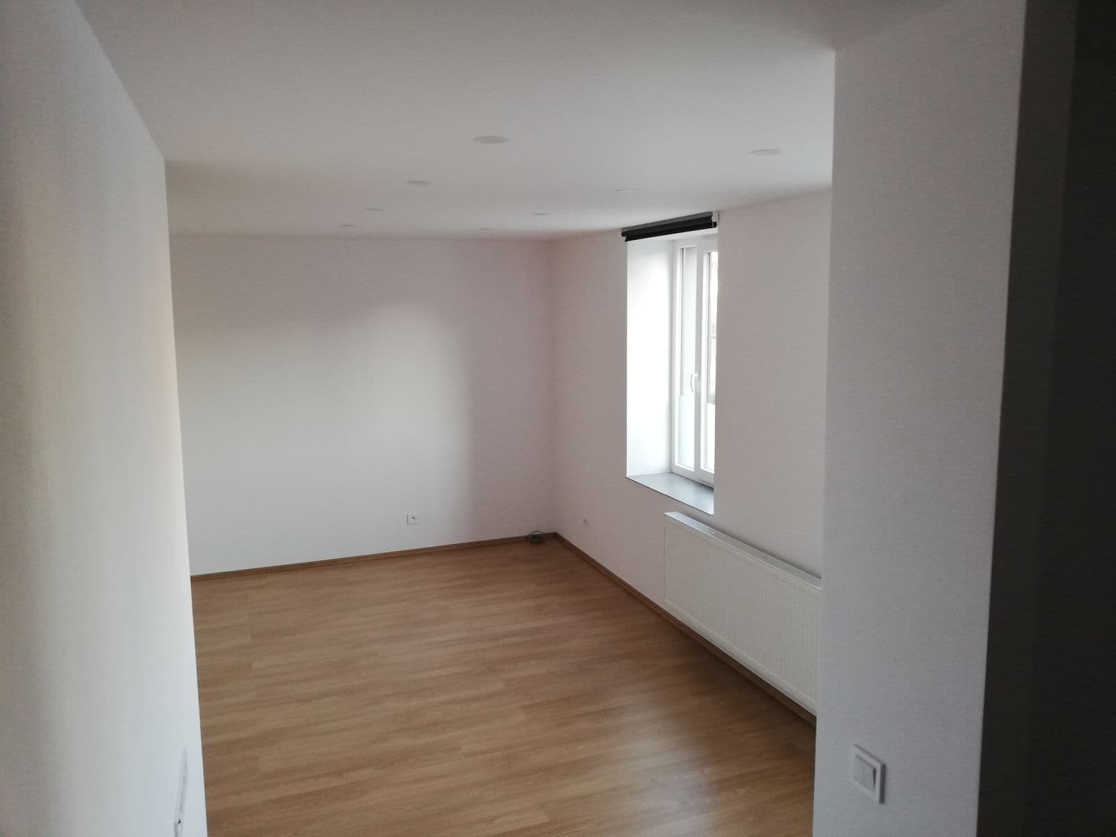 Pronájem bytu 1+kk 32 m², Nerudova, Hradec Králové, Královéhradecký kraj Pronájem bytu 1+kk 32 m², Nerudova, Hradec Králové, Královéhradecký kraj