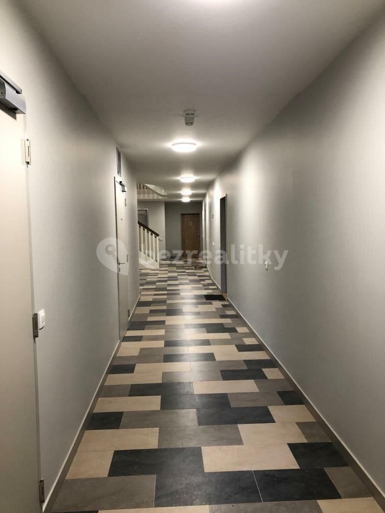 Pronájem bytu 1+kk 42 m², Vrátnická, Praha, Praha Pronájem bytu 1+kk 42 m², Vrátnická, Praha, Praha