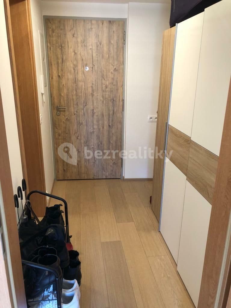 Pronájem bytu 1+kk 42 m², Vrátnická, Praha, Praha Pronájem bytu 1+kk 42 m², Vrátnická, Praha, Praha