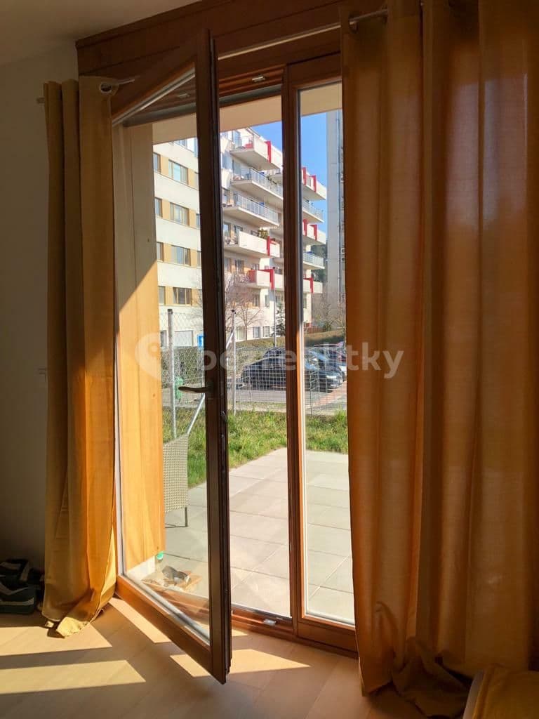 Pronájem bytu 1+kk 42 m², Vrátnická, Praha, Praha Pronájem bytu 1+kk 42 m², Vrátnická, Praha, Praha