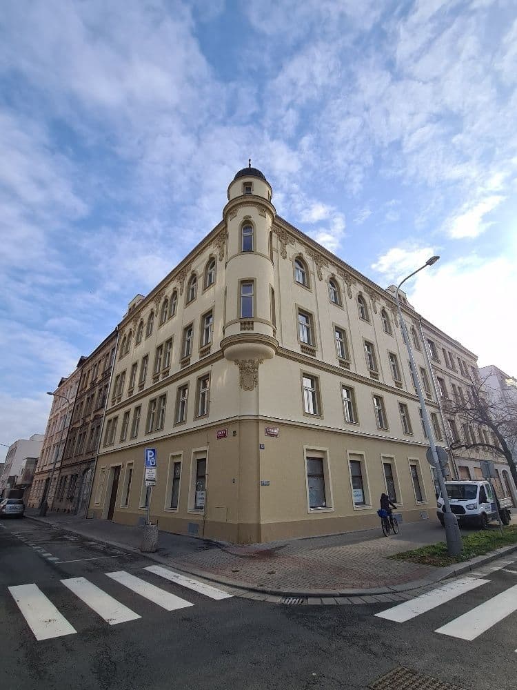 Pronájem bytu 1+kk 30 m², Tusarova, Praha, Praha Pronájem bytu 1+kk 30 m², Tusarova, Praha, Praha