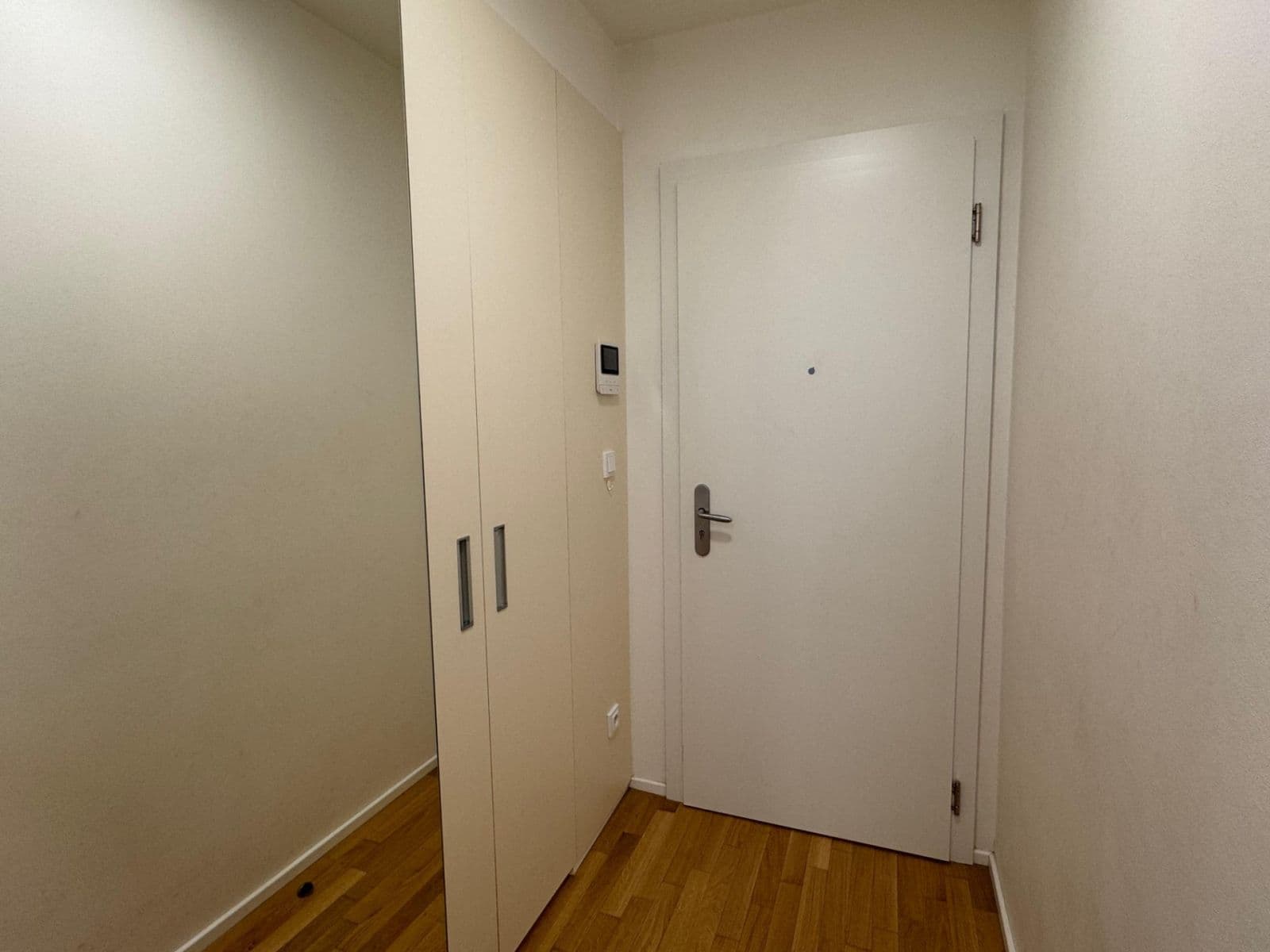 Pronájem bytu 1+kk 30 m², Tusarova, Praha, Praha Pronájem bytu 1+kk 30 m², Tusarova, Praha, Praha