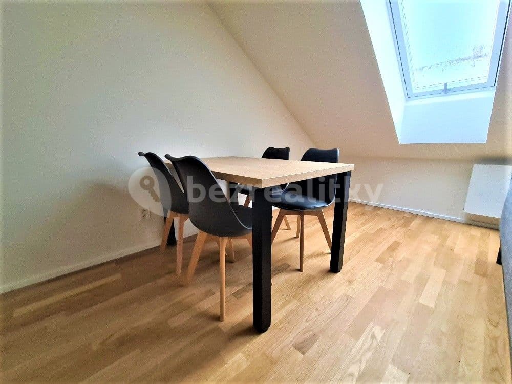 Pronájem bytu 2+kk 65 m², Tusarova, Praha, Praha Pronájem bytu 2+kk 65 m², Tusarova, Praha, Praha