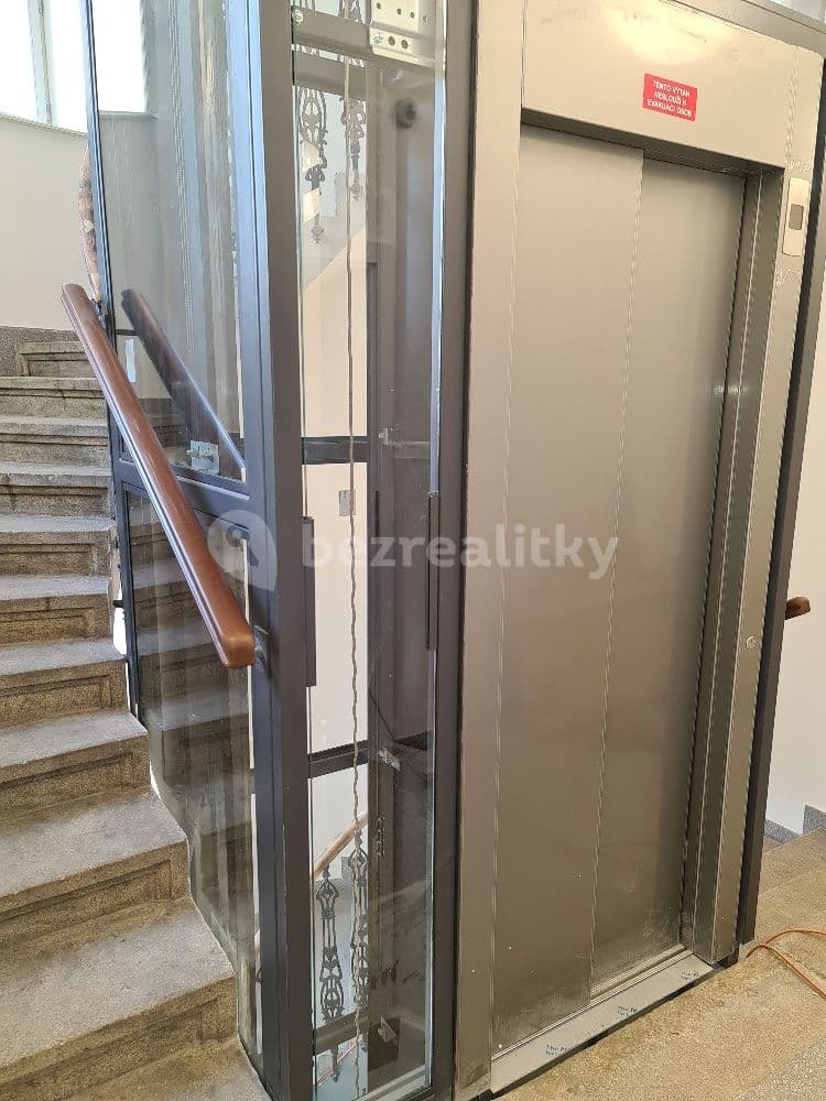 Pronájem bytu 2+kk 65 m², Tusarova, Praha, Praha Pronájem bytu 2+kk 65 m², Tusarova, Praha, Praha