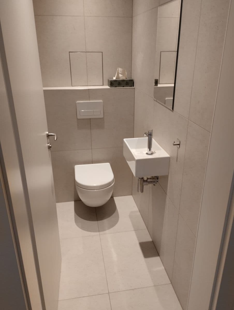 Pronájem bytu 2+kk 65 m², Tusarova, Praha, Praha Pronájem bytu 2+kk 65 m², Tusarova, Praha, Praha