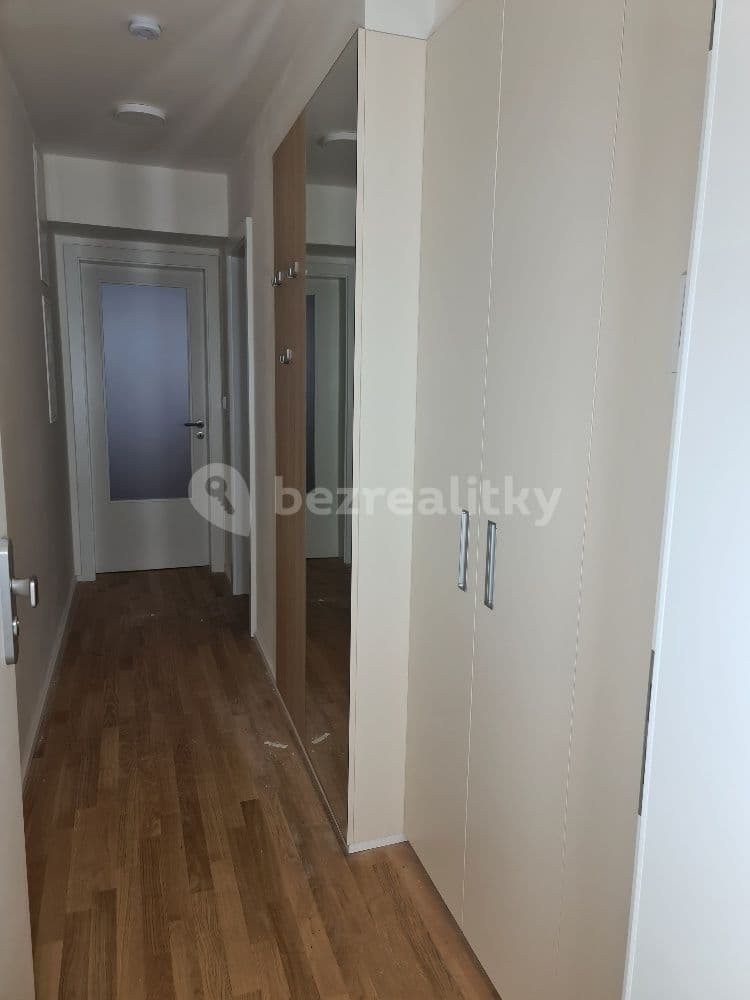 Pronájem bytu 1+kk 30 m², Tusarova, Praha, Praha Pronájem bytu 1+kk 30 m², Tusarova, Praha, Praha