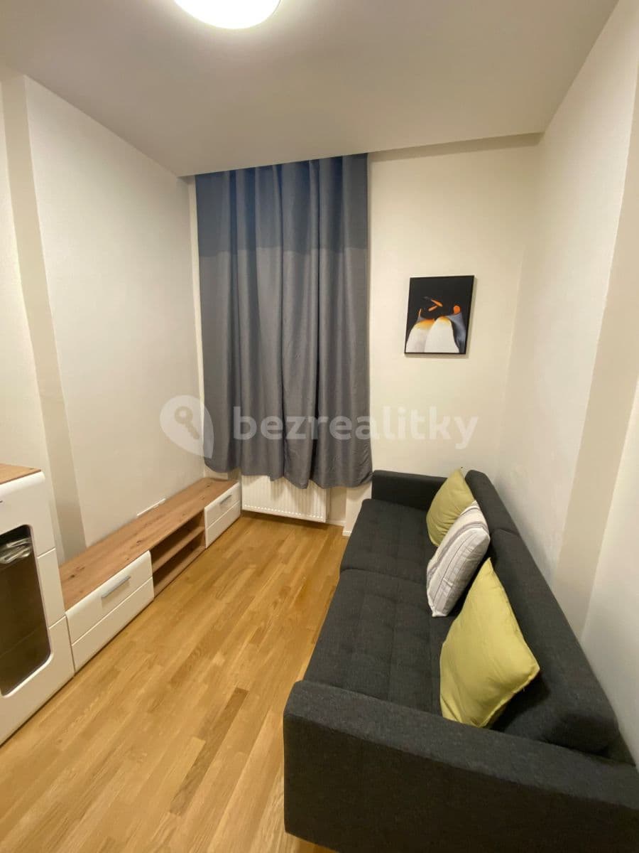 Pronájem bytu 2+kk 29 m², Tusarova, Praha, Praha Pronájem bytu 2+kk 29 m², Tusarova, Praha, Praha