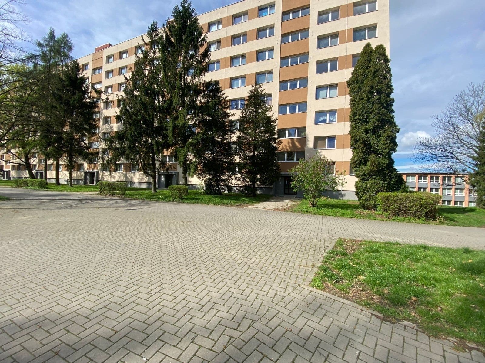 Pronájem bytu 1+kk 35 m², Slovenská, Karviná, Moravskoslezský kraj Pronájem bytu 1+kk 35 m², Slovenská, Karviná, Moravskoslezský kraj