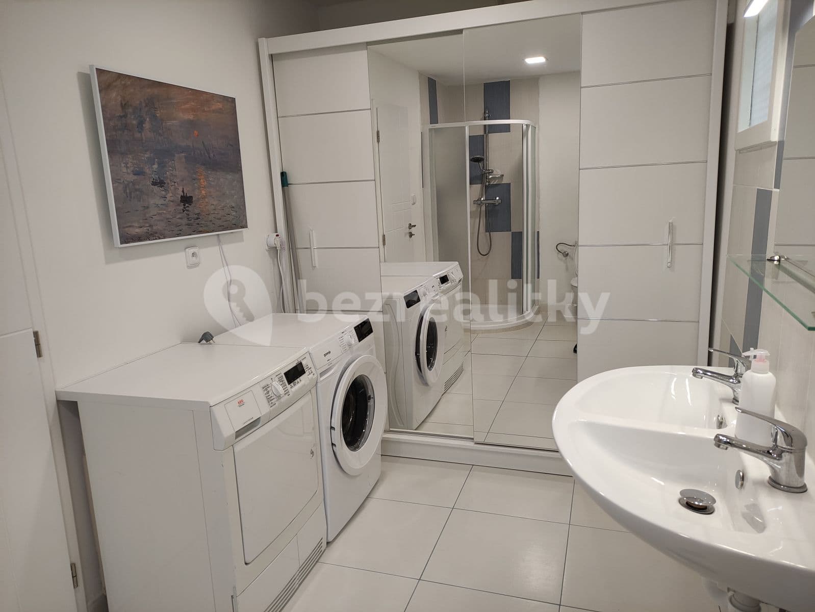 Pronájem bytu 3+kk 68 m², Pod Vlkem, Praha, Praha Pronájem bytu 3+kk 68 m², Pod Vlkem, Praha, Praha