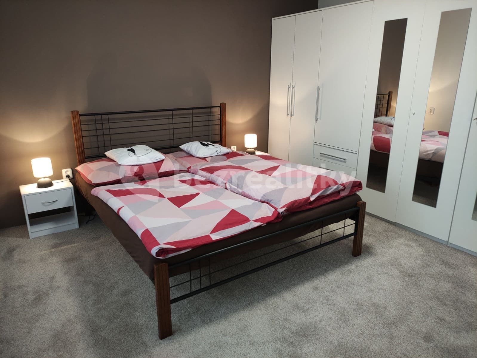 Pronájem bytu 3+kk 68 m², Pod Vlkem, Praha, Praha Pronájem bytu 3+kk 68 m², Pod Vlkem, Praha, Praha