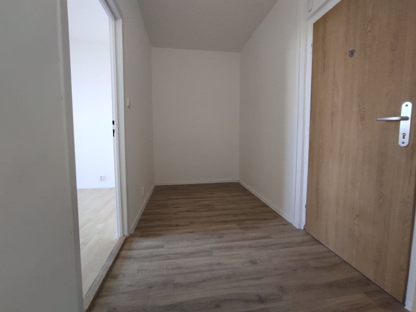 Pronájem bytu 2+kk 49 m², Masarykova třída, Orlová, Moravskoslezský kraj Pronájem bytu 2+kk 49 m², Masarykova třída, Orlová, Moravskoslezský kraj
