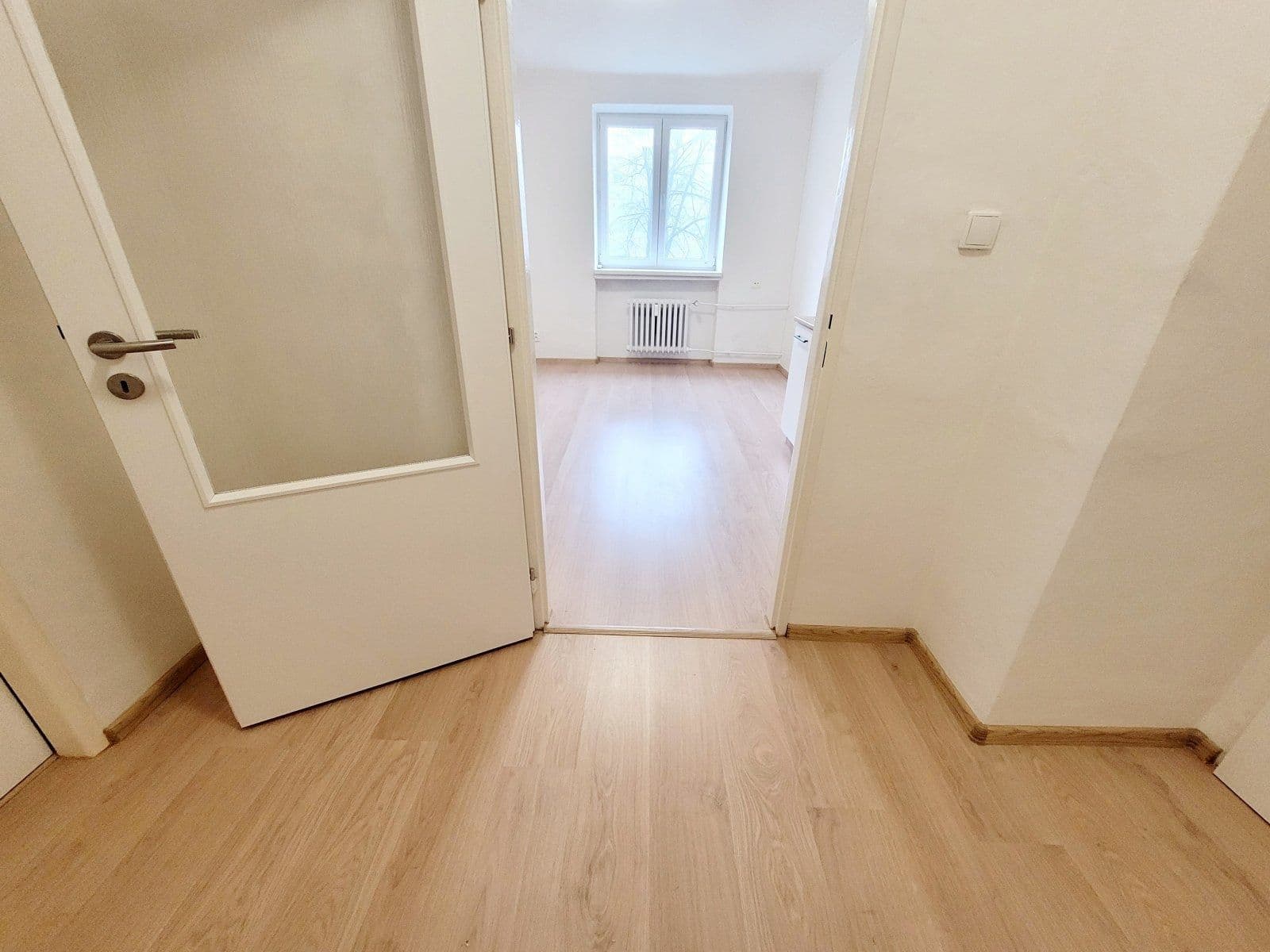 Pronájem bytu 1+kk 22 m², Vardasova, Havířov, Moravskoslezský kraj Pronájem bytu 1+kk 22 m², Vardasova, Havířov, Moravskoslezský kraj