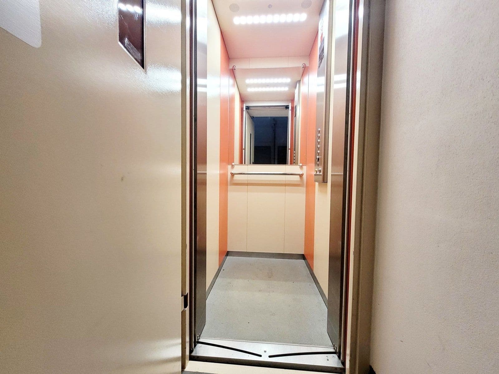 Pronájem bytu 1+kk 22 m², Vardasova, Havířov, Moravskoslezský kraj Pronájem bytu 1+kk 22 m², Vardasova, Havířov, Moravskoslezský kraj