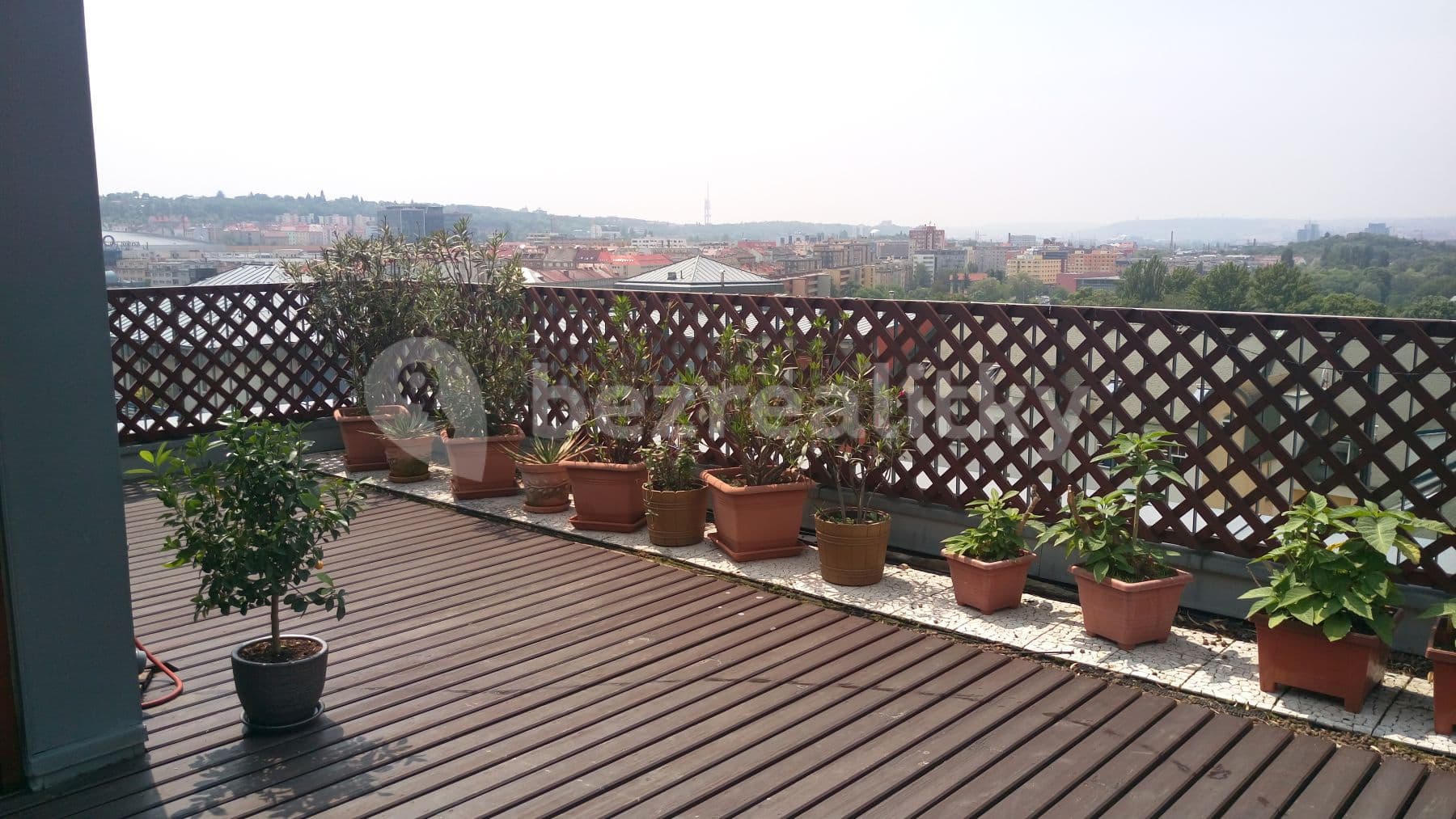 Pronájem bytu 3+kk 98 m², Podnádražní, Praha, Praha Pronájem bytu 3+kk 98 m², Podnádražní, Praha, Praha