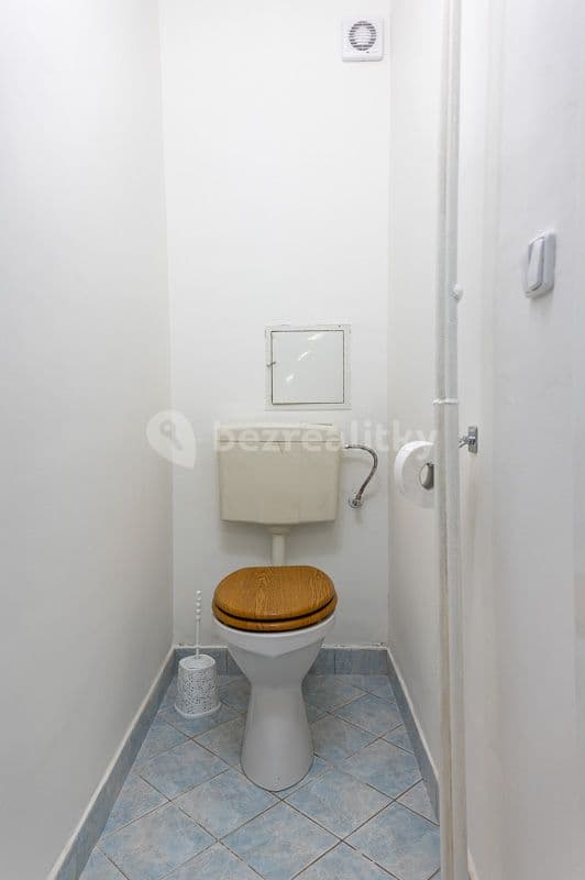 Pronájem bytu 2+1 65 m², Gorkého, Pardubice, Pardubický kraj Pronájem bytu 2+1 65 m², Gorkého, Pardubice, Pardubický kraj