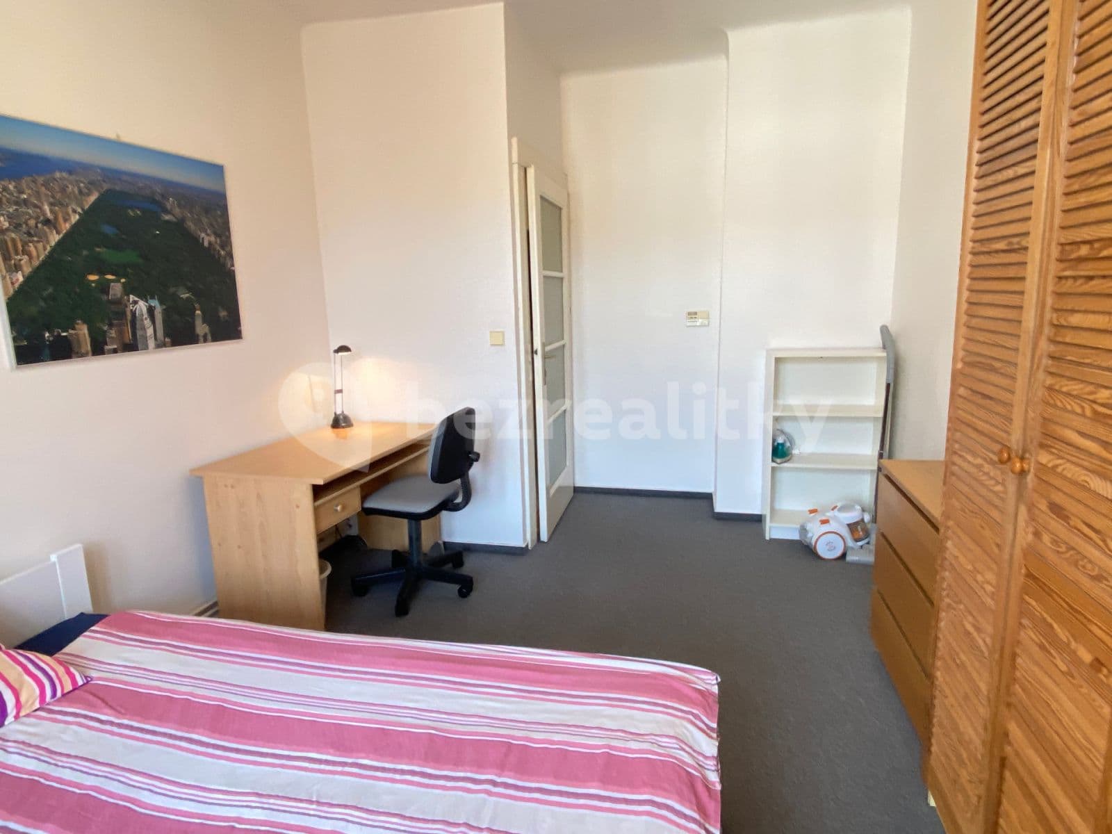 Pronájem bytu 2+kk 47 m², Biskupcova, Praha, Praha Pronájem bytu 2+kk 47 m², Biskupcova, Praha, Praha